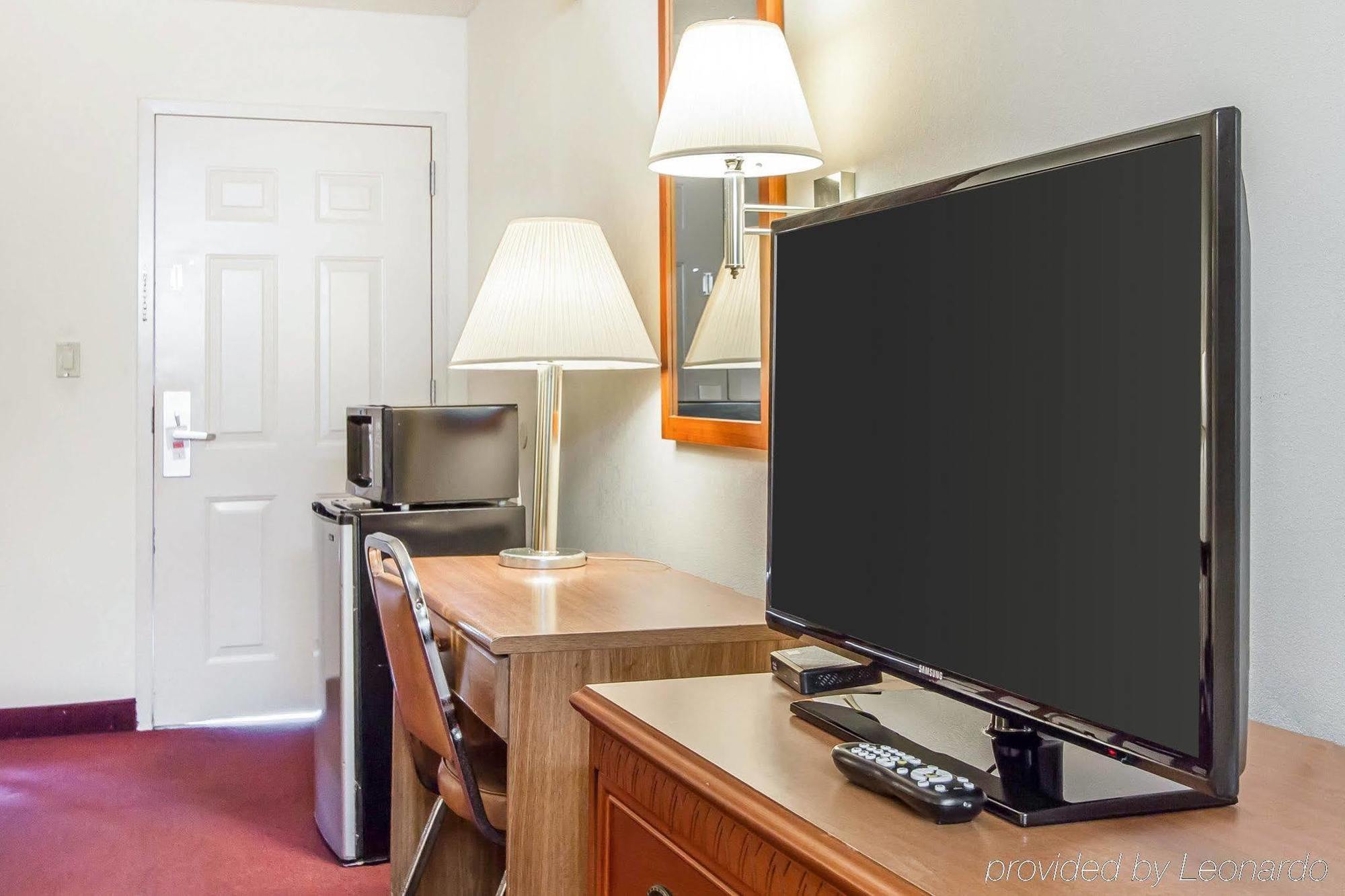 Econo Lodge Форт Пейн Екстериор снимка