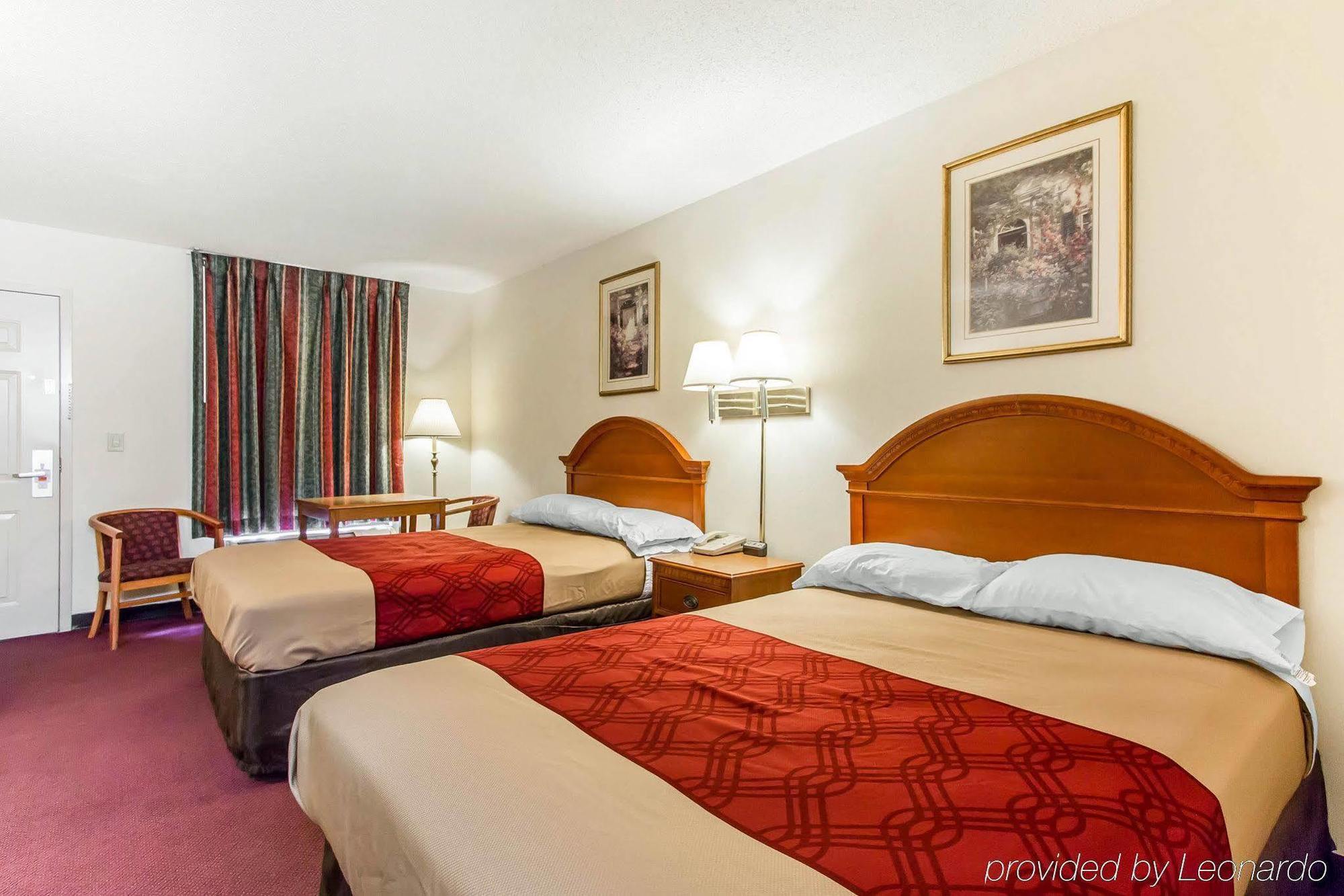Econo Lodge Форт Пейн Екстериор снимка
