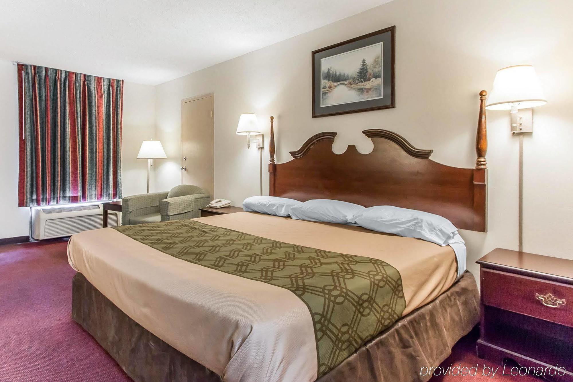 Econo Lodge Форт Пейн Екстериор снимка