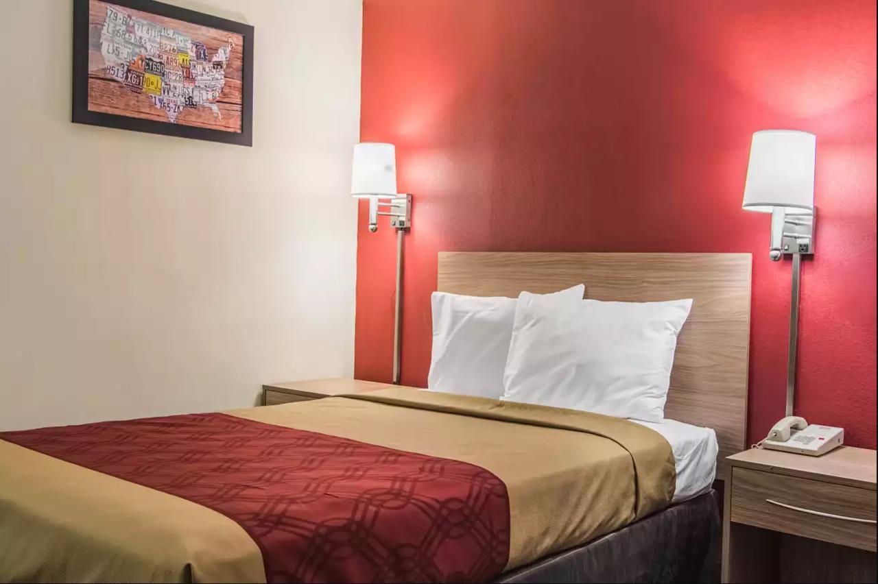 Econo Lodge Форт Пейн Екстериор снимка