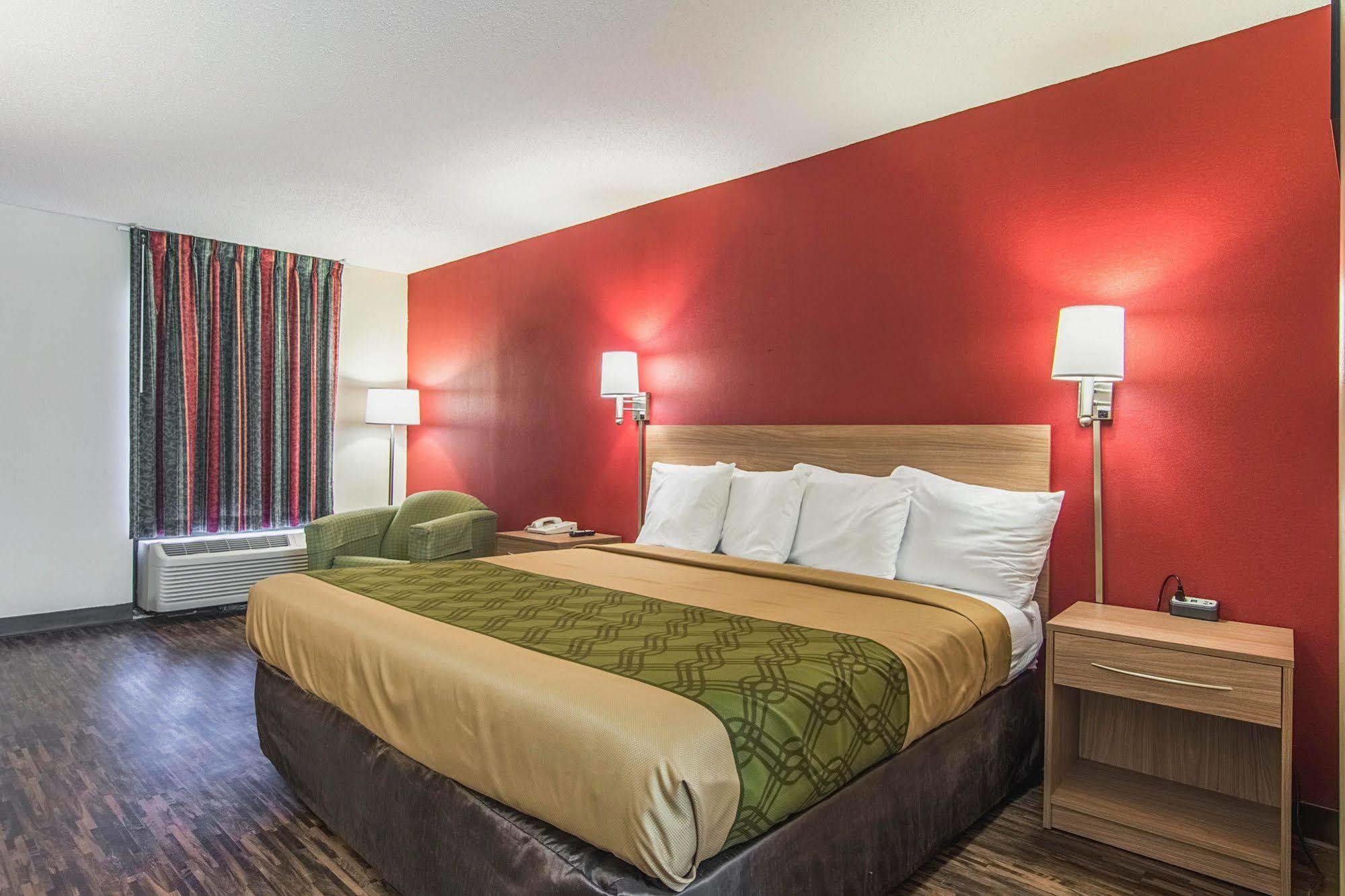 Econo Lodge Форт Пейн Екстериор снимка